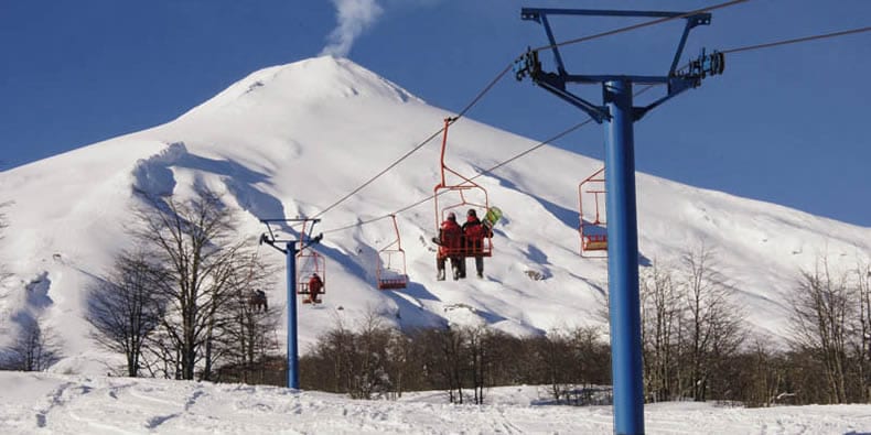 Esquiar em Ski Pucón no Chile Esquiar em Ski Pucón no Chile