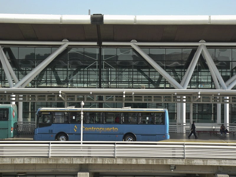 Como ir de ônibus do Aeroporto Internacional Comodoro Arturo Merino Benítez até o centro de Santiago do Chile Como ir de ônibus do Aeroporto Internacional Comodoro Arturo Merino Benítez até o centro de Santiago do Chile