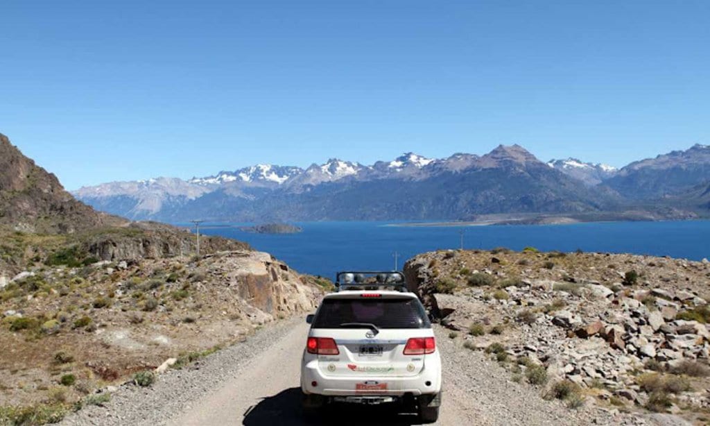 Viagem de carro alugado em Pucón Viagem de carro alugado em Pucón