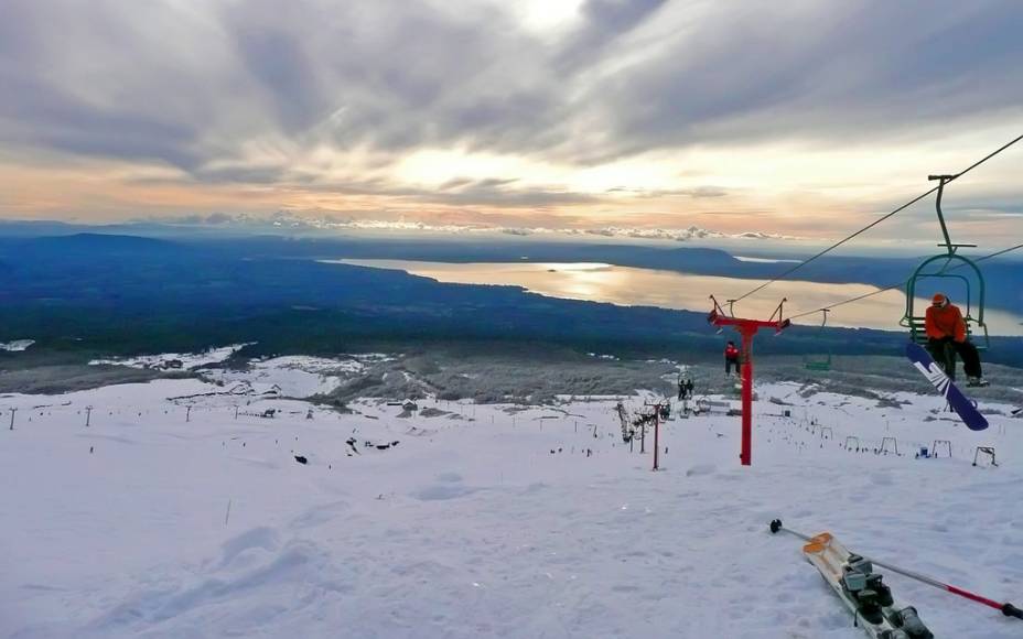 Esqui no Vulcão Villarrica em Pucón, Chile Esqui no Vulcão Villarrica em Pucón, Chile